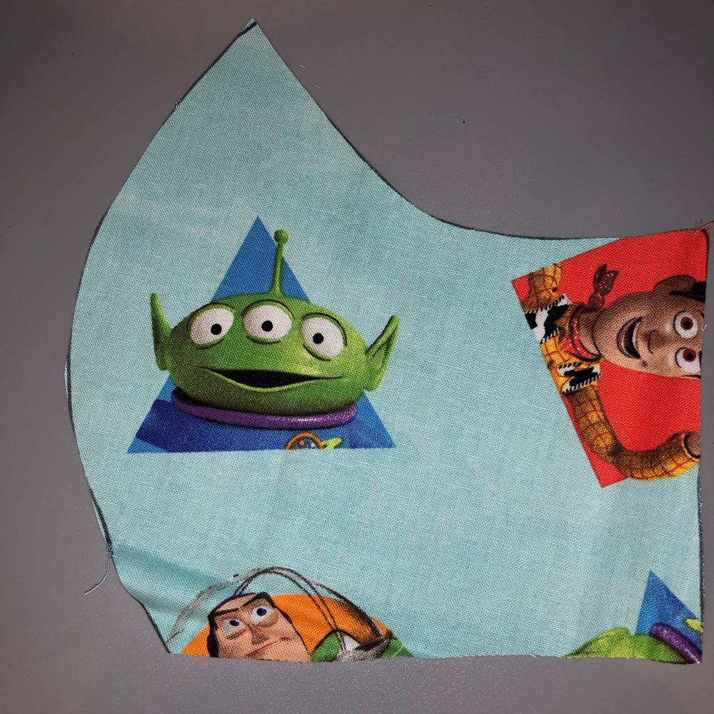 Toy story alien fabric face mask